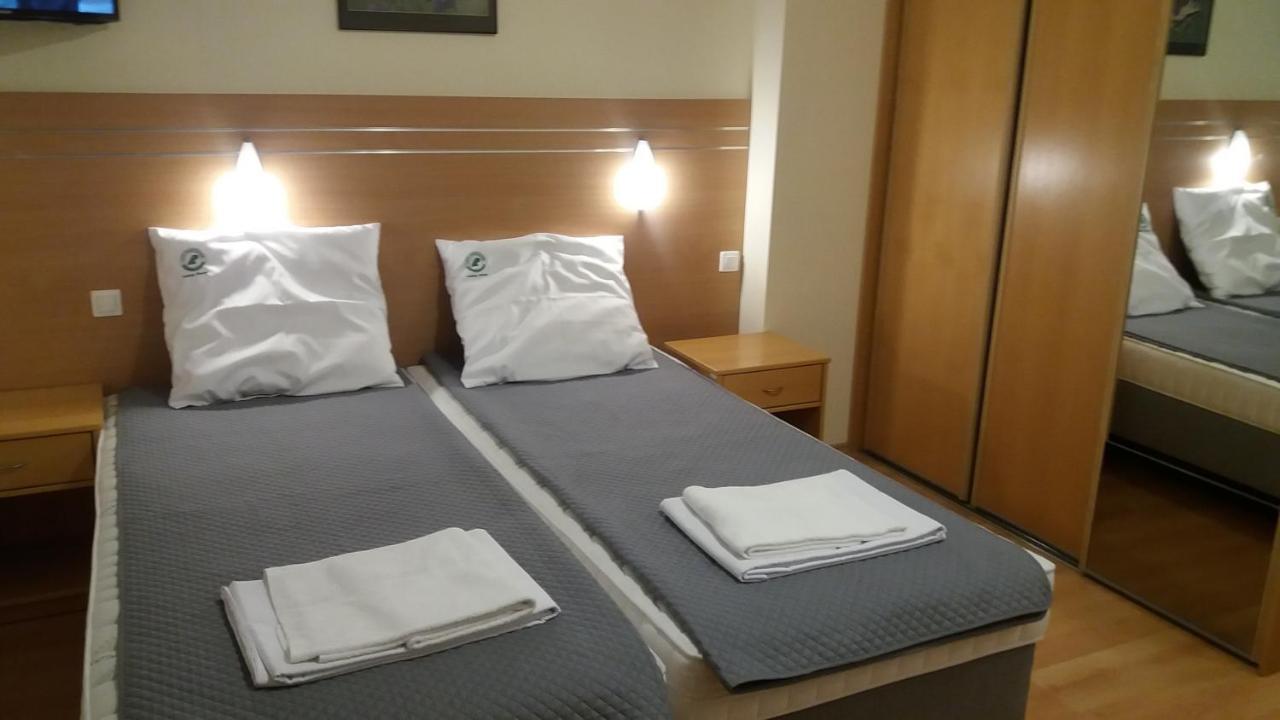 Leśny Dwór Aparthotel Mielno  Exterior foto